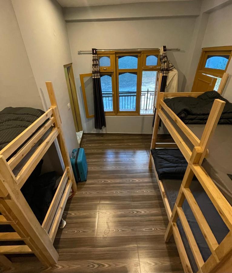Wabi Sabi Riverside Hostel カソル エクステリア 写真