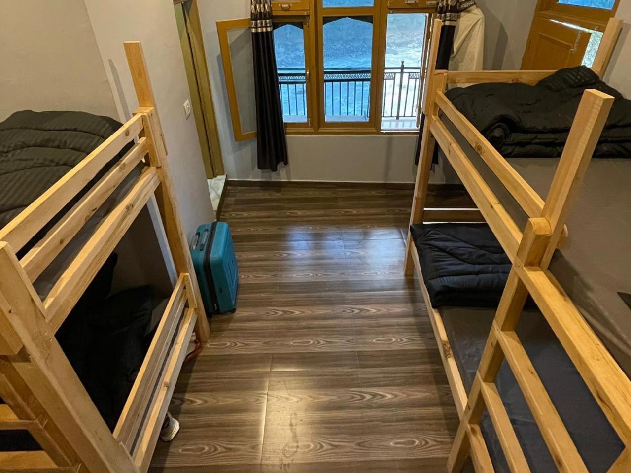 Wabi Sabi Riverside Hostel カソル エクステリア 写真