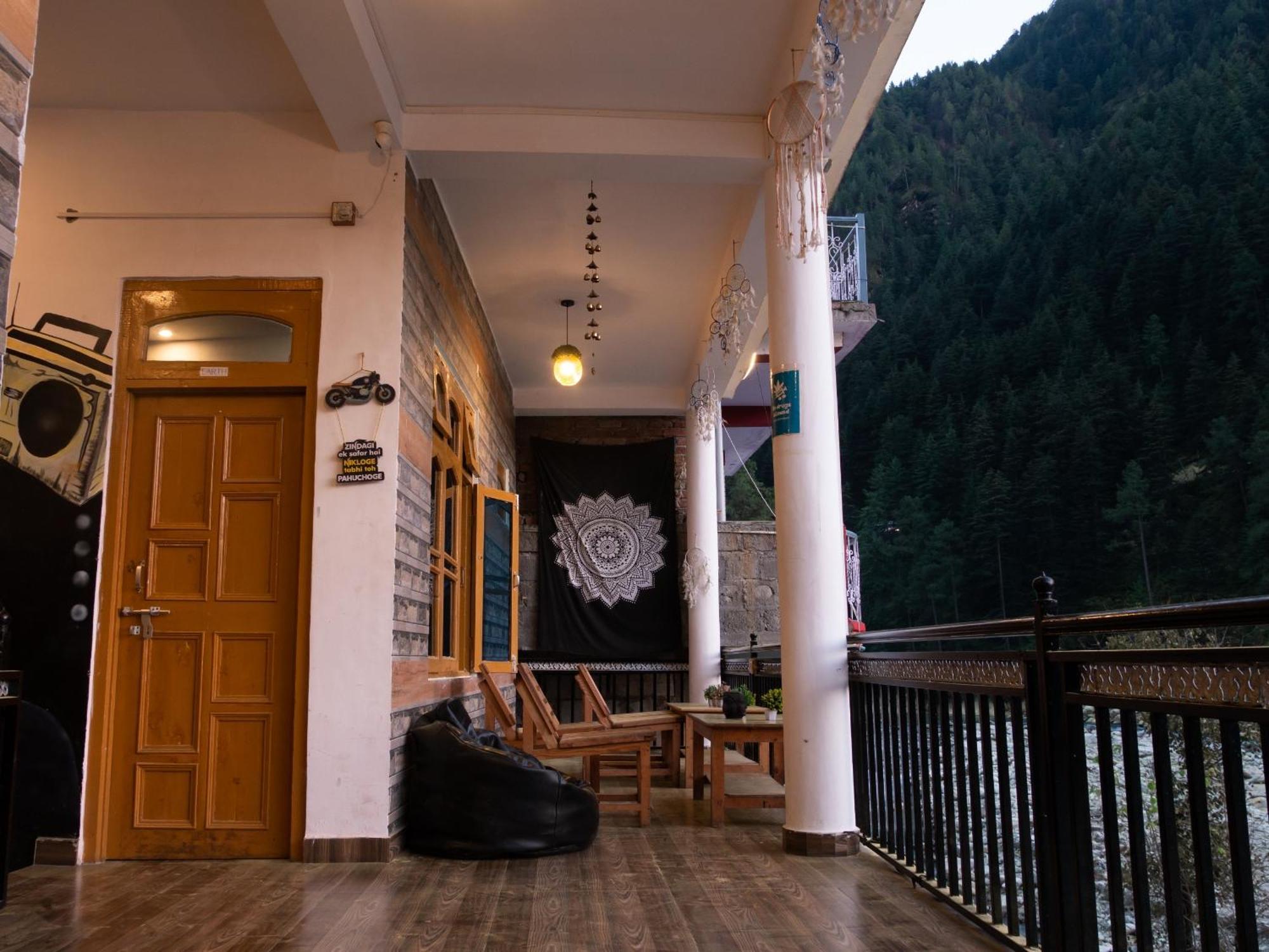 Wabi Sabi Riverside Hostel カソル エクステリア 写真